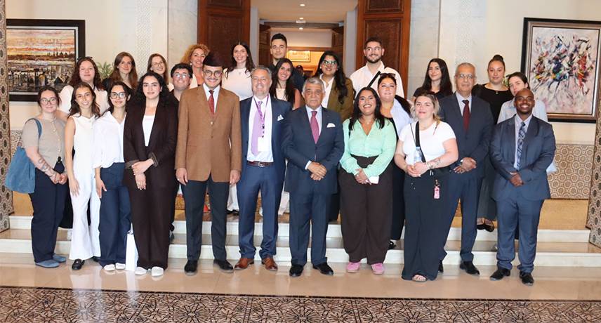 صورة النشاط طلبة من جامعة أوطاوا في زيارة للمحكمة الدستورية