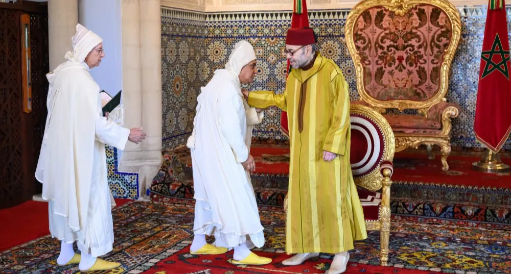 صورة النشاط جلالة الملك يستقبل الأعضاء المعينين بالمحكمة الدستورية